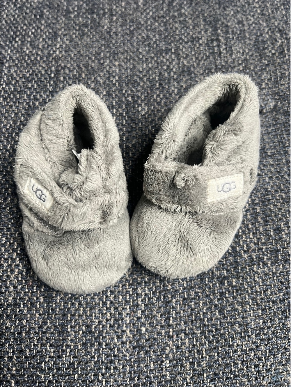UGG Gray Baby Booties crib shoes size 1/2